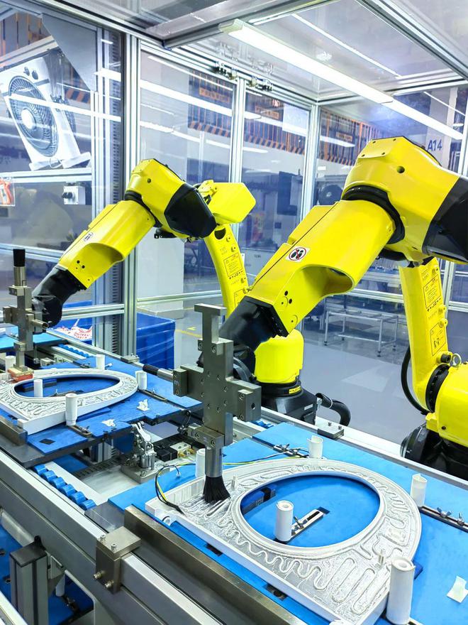 林友色榮獲“福建省優(yōu)秀企業(yè)家”稱號，引領九牧深耕智能機器人研發(fā)